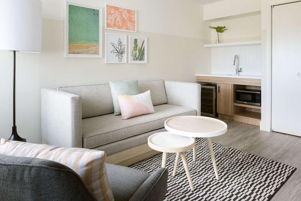 Comfort Suites Seven Mile Beach George Town Habitación foto